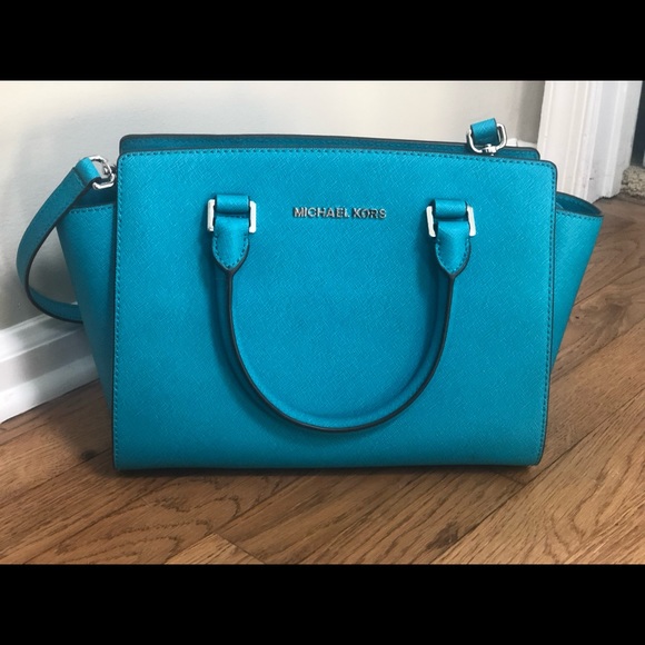 Michael Kors Selma Medium Satchel Bag - Picture 8 of 8